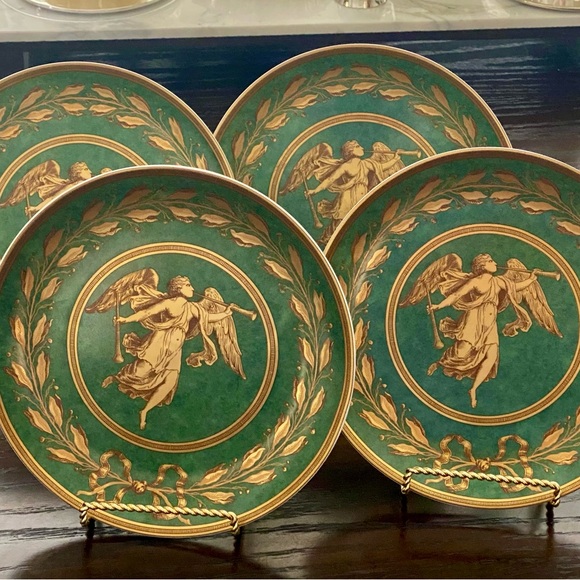 MOTTAHEDEH WILLIAMSBURG 4 GABRIEL GREEN & 1 CURRANT RED LUNCHEON PLATES✨PRISTINE - Picture 3 of 8